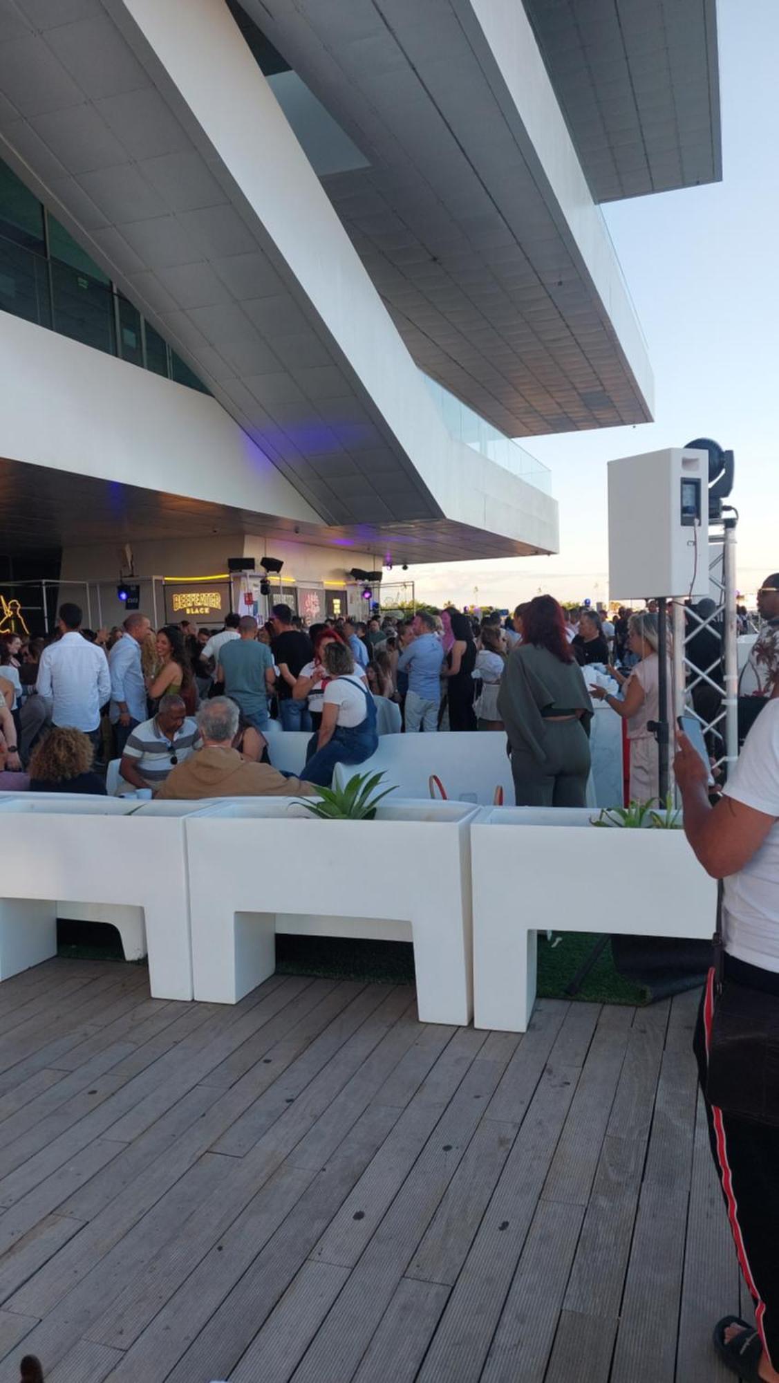 Lyesblb Aparthotel Valencia Ngoại thất bức ảnh